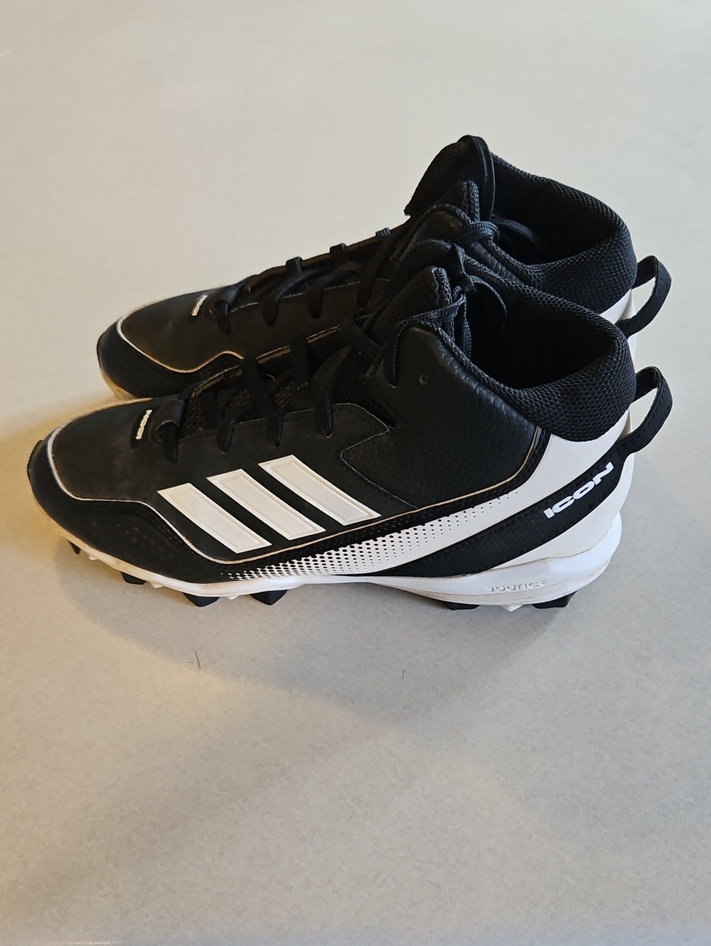 Adidas Mid Icon Baseball Cleats